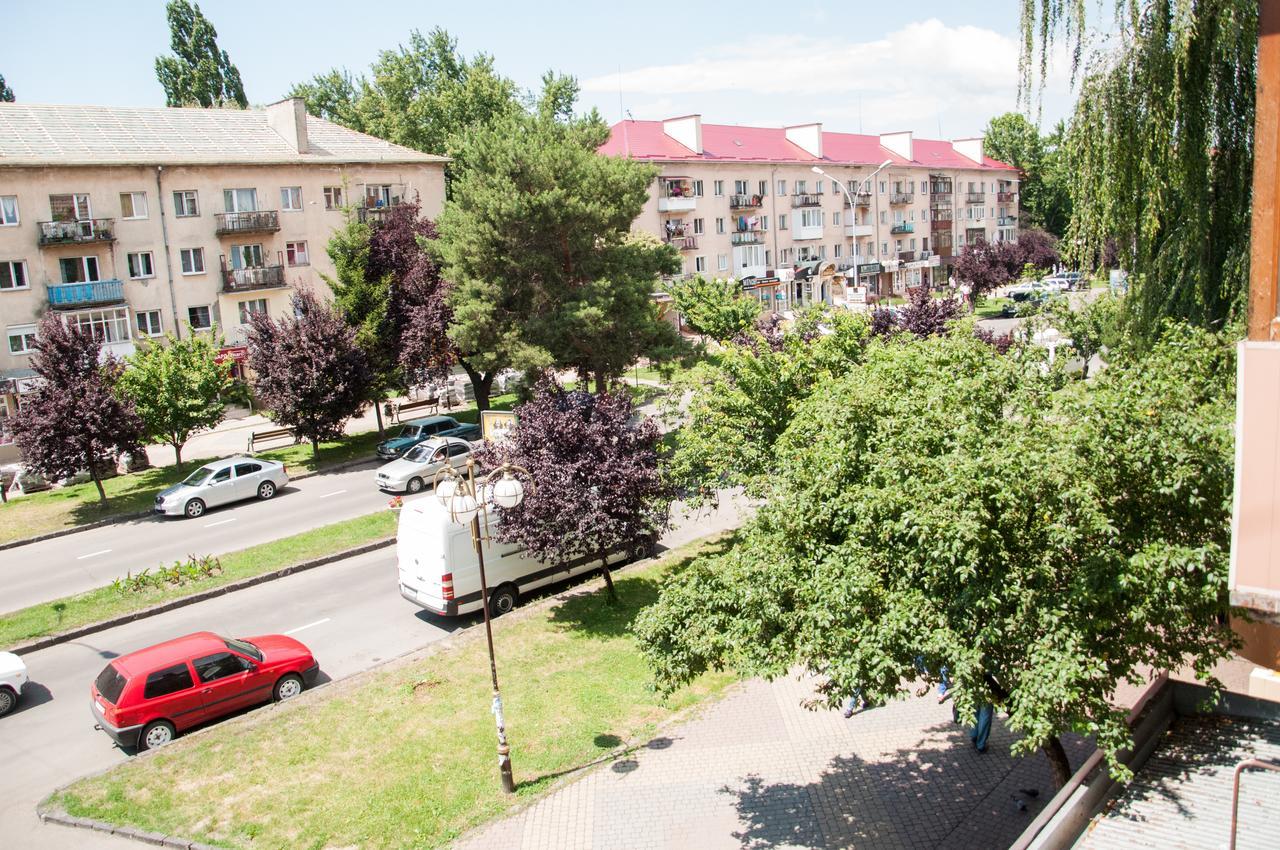 Apartments On Svobody 39 Uzhhorod Exterior foto