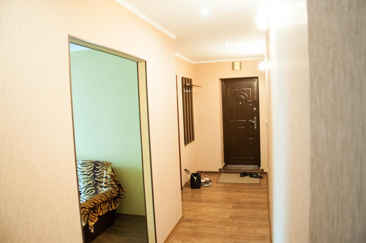 Apartments On Svobody 39 Uzhhorod Exterior foto